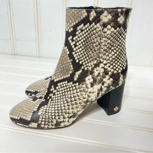 Tory Burch Brooke Bootie in Stamped Snake Print Size 5 374 - Picture 7 of 9